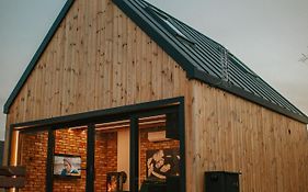 Nowoczesny drewniany domek CHILL HOUSE